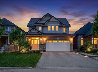 27 Cox St, Cambridge, ON N1S0A3