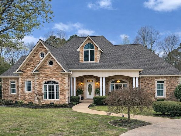 608 Dogwood Trl