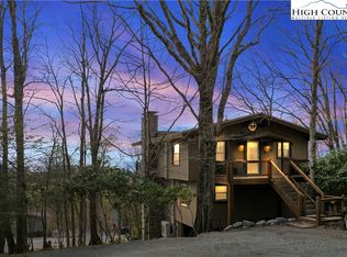 222 Grassy Gap Loop Rd, Banner Elk, NC 28604