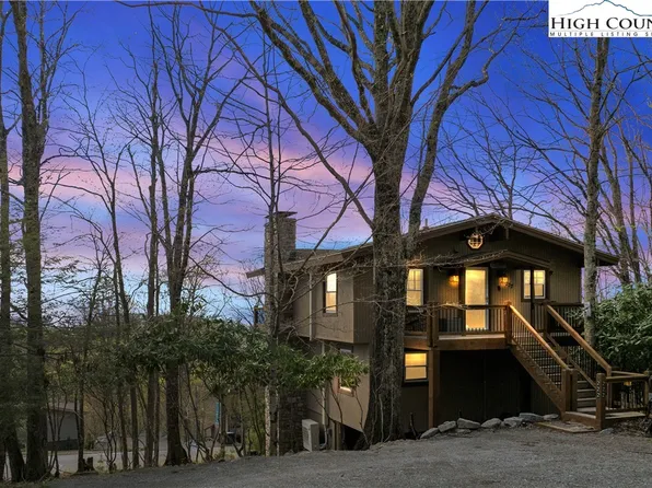 222 Grassy Gap Loop Road, Beech Mountain, NC 28604