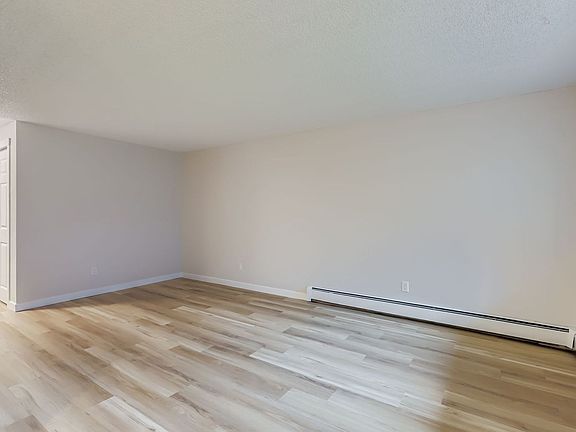 4th image of 1000 Cimmeron Dr APT M