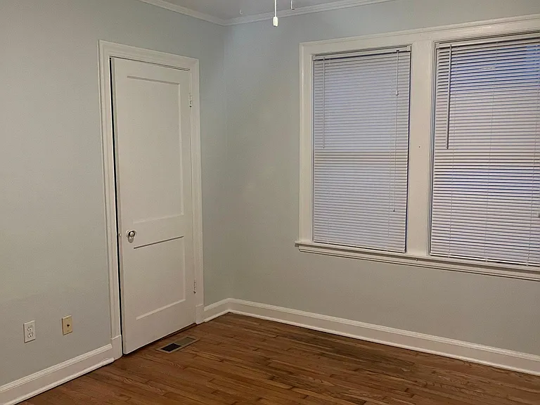 401 S Reese St — Photo 13
