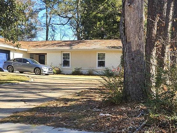 2nd image of 708 Parker Dr