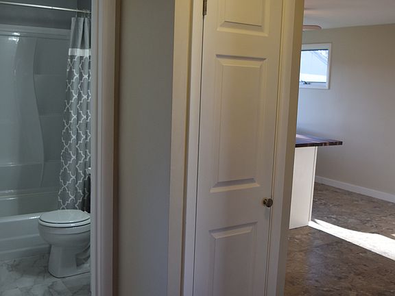 5th image of 1526 97th St