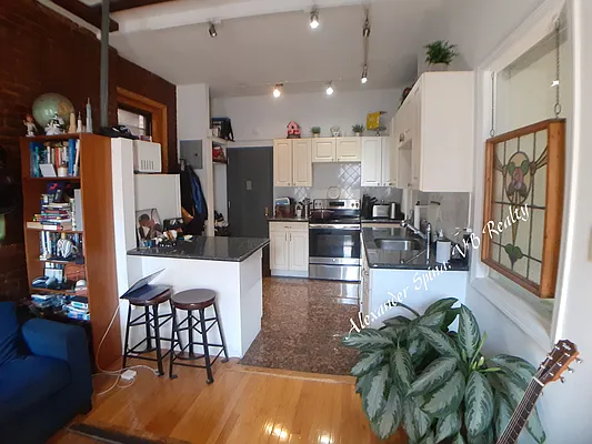 Rented by Vanderborgh Realty  | media 3