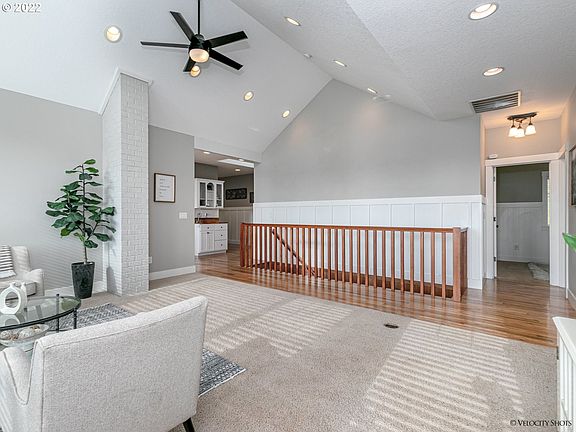 3rd image of 21305 NE 237th Ct