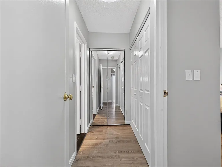 566 Commonwealth Ave #401 — Photo 11