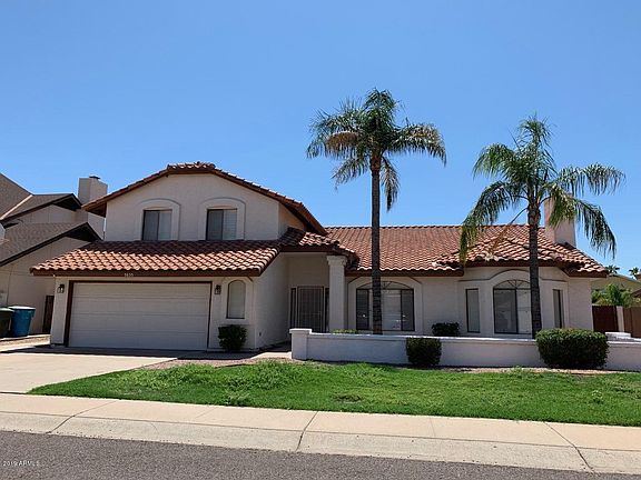 2nd image of 5855 E Marconi Ave