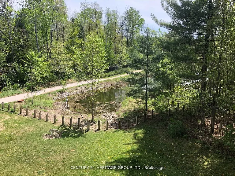 39 Ferndale Dr S #203 — Photo 19