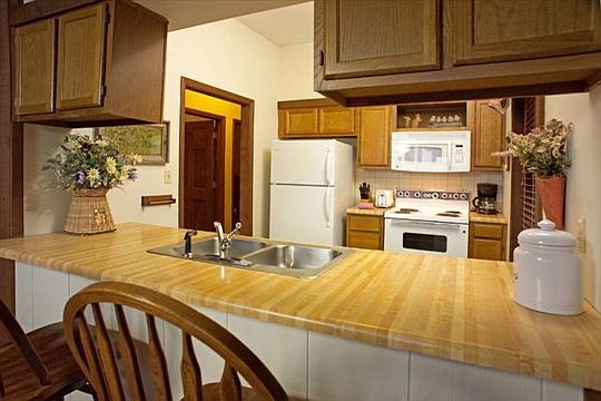 4th image of 538 Shelter Rock Cir APT 603