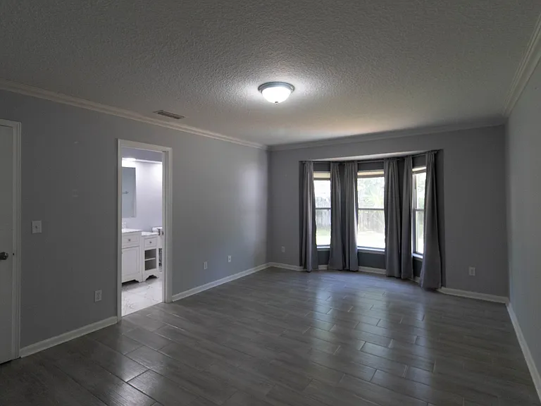 236 Clover Ct — Photo 20