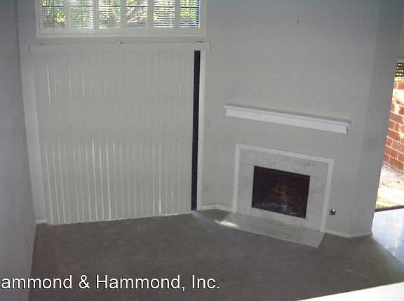 3rd image of 5701 Topanga Canyon Blvd APT 3