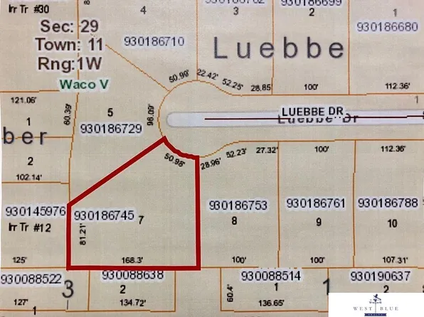 7 Luebbe Dr, Waco, NE 68460