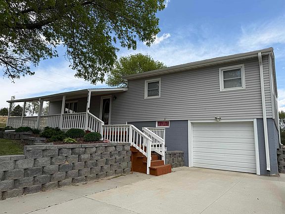 2nd image of 218 Needham St