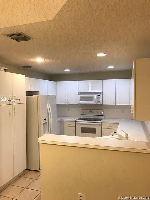 1st image of 11565 NW 51st Ln