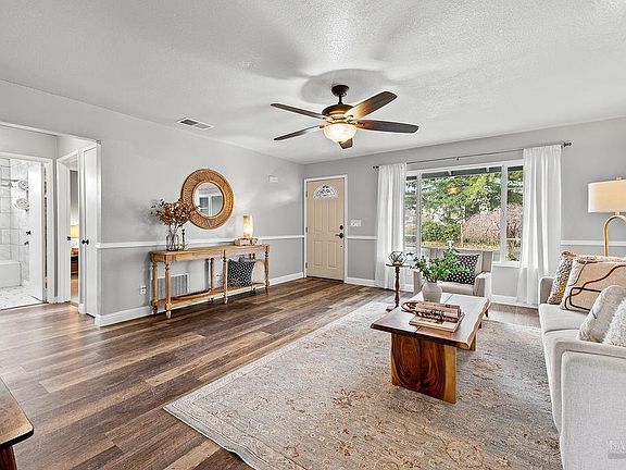 4th image of 8496 Lancaster Drive
