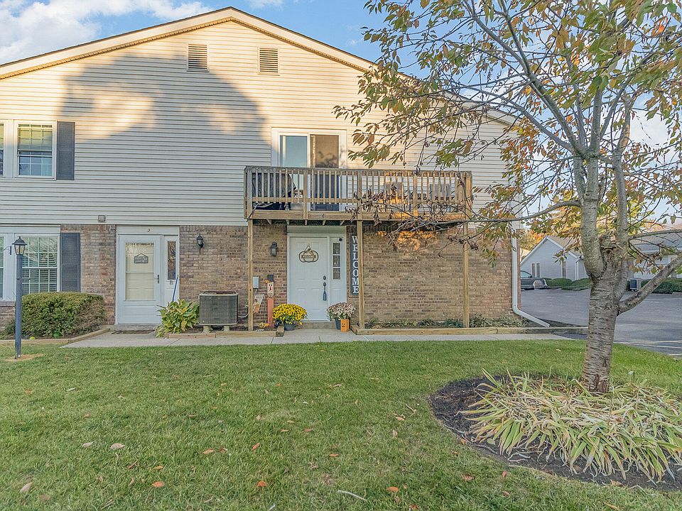 1st image of 4229 Briarwood Dr APT 4