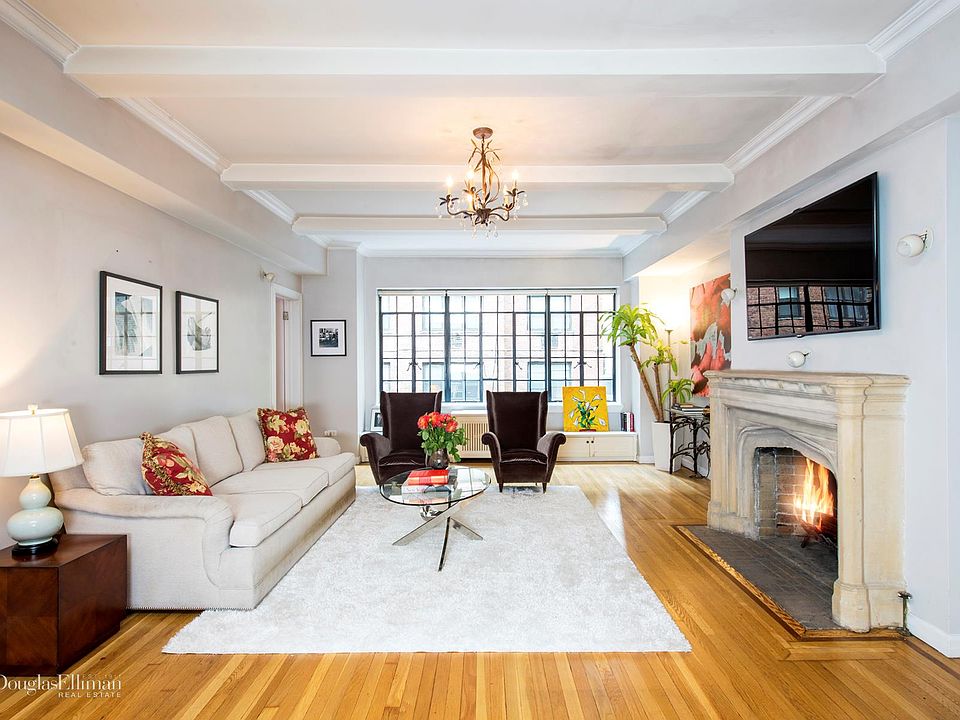 1st image of 40-50 E 10th St #2B
