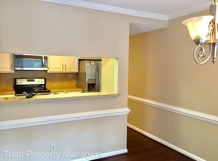 2872 Park Pl, Greensboro, NC 27410