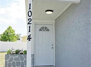 10214 Sable Ridge Ct, Tampa, FL 33615