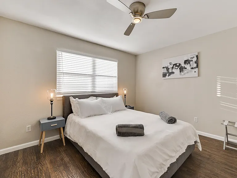 12221 Eunice St — Photo 28