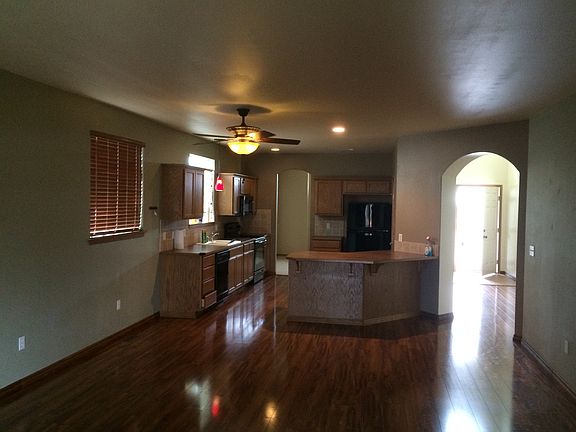 2nd image of 16413 Oakridge Ct SE