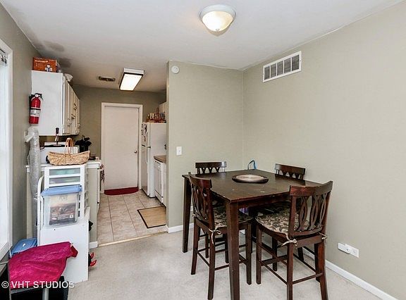 2nd image of 250 Harvest Ct #6601