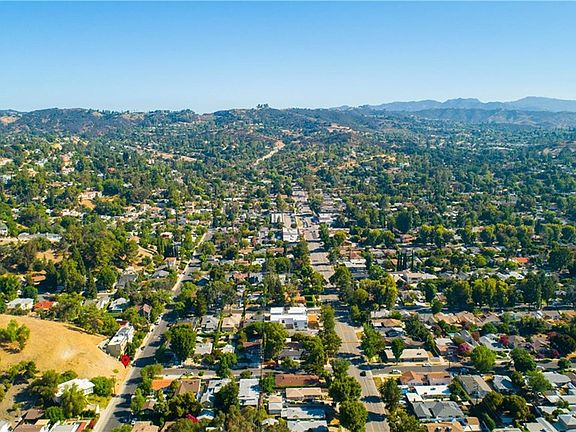 3rd image of 5028 Don Pio Dr