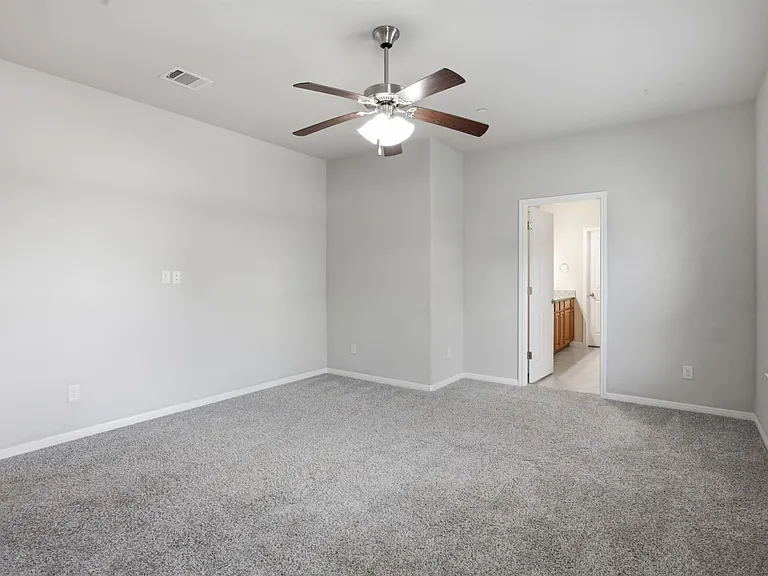 2304 S Lakeline Blvd #384 — Photo 12