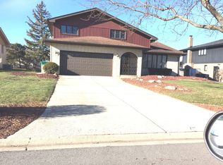 13636 Wooly Hill Dr, Orland Park, IL 60467