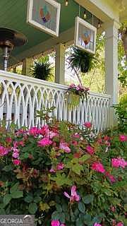 3rd image of 720 Guy Jarrard Rd