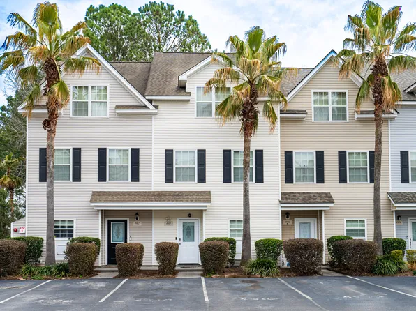 4910 Lake Palmetto Ln, North Charleston, SC 29418