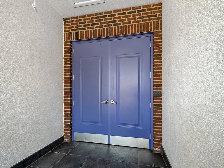 State Street Flats Apartments Entrance
