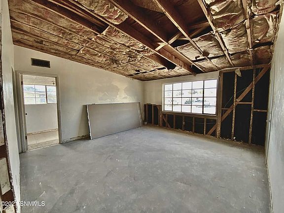 2nd image of 2316 Calle De Suenos