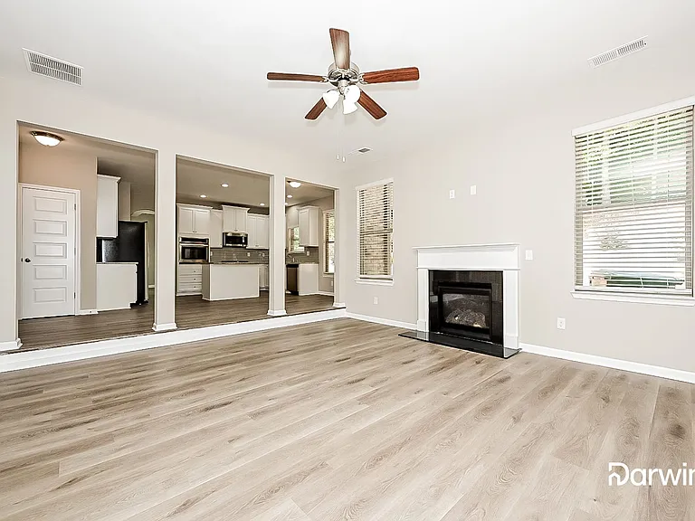3157 Alhambra Cir — Photo 5