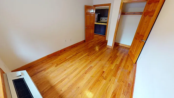 Rented by Metro Garden Realty NYC | media 21