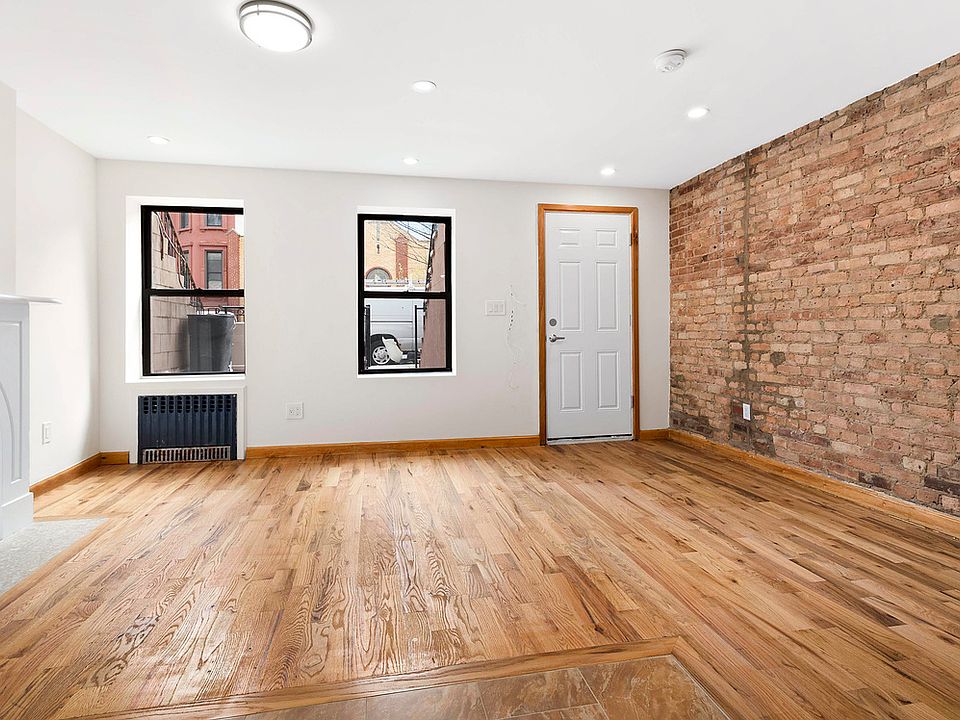1st image of 247 Putnam Ave #1