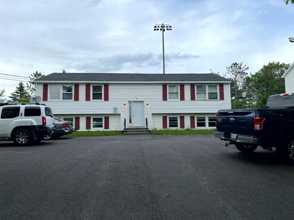 51 Glenwood Dr #1, Bangor, ME 04401