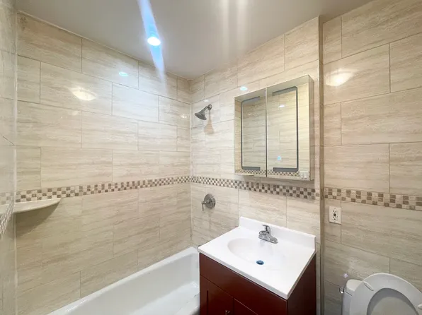 95-08 65th Road image 19 of 21