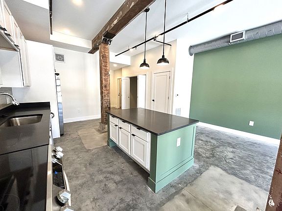 4th image of 805 Martin Luther King Jr Blvd APT 16