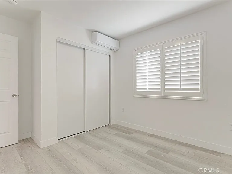 1307 E Acacia — Photo 11