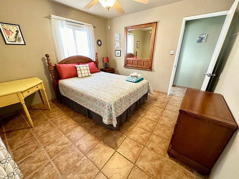 2515 Frances St NE — Photo 14
