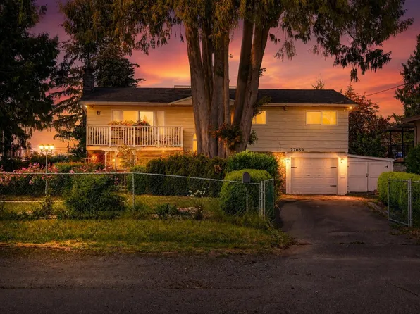 27039 28b Ave, Langley, BC V4W 3A5