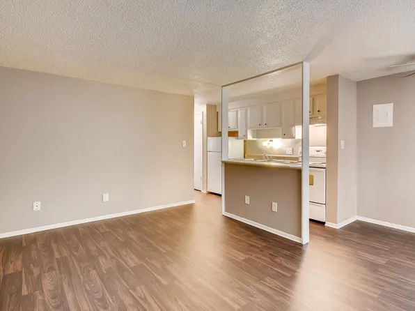 2330 S University Blvd #204, Denver, CO 80210