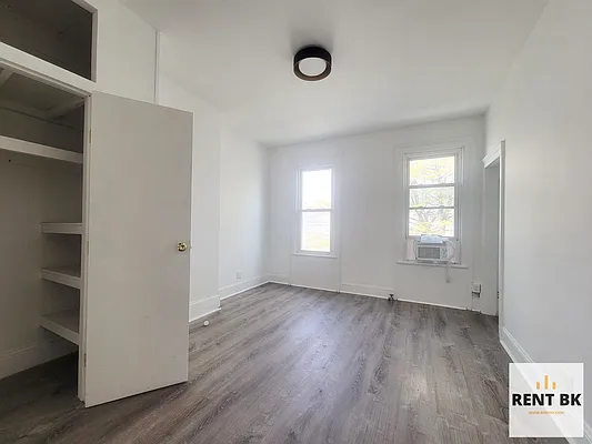 Rented by RENTBK LLC | media 5