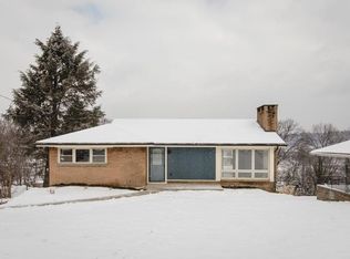 276 Coraopolis Rd, Coraopolis, PA 15108