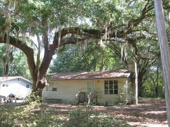924 Maltas Ave, Interlachen, FL 32148