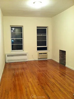 Rented by City Connections Realty | media 4
