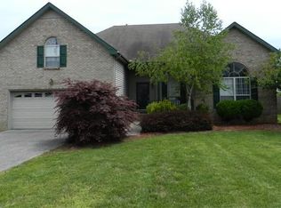 391 Huntington Dr, Gallatin, TN 37066