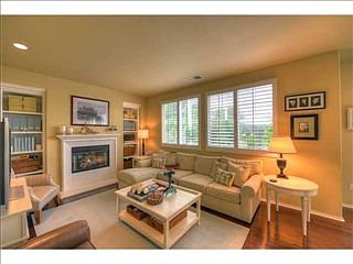 5th image of 1744 Old Glen St